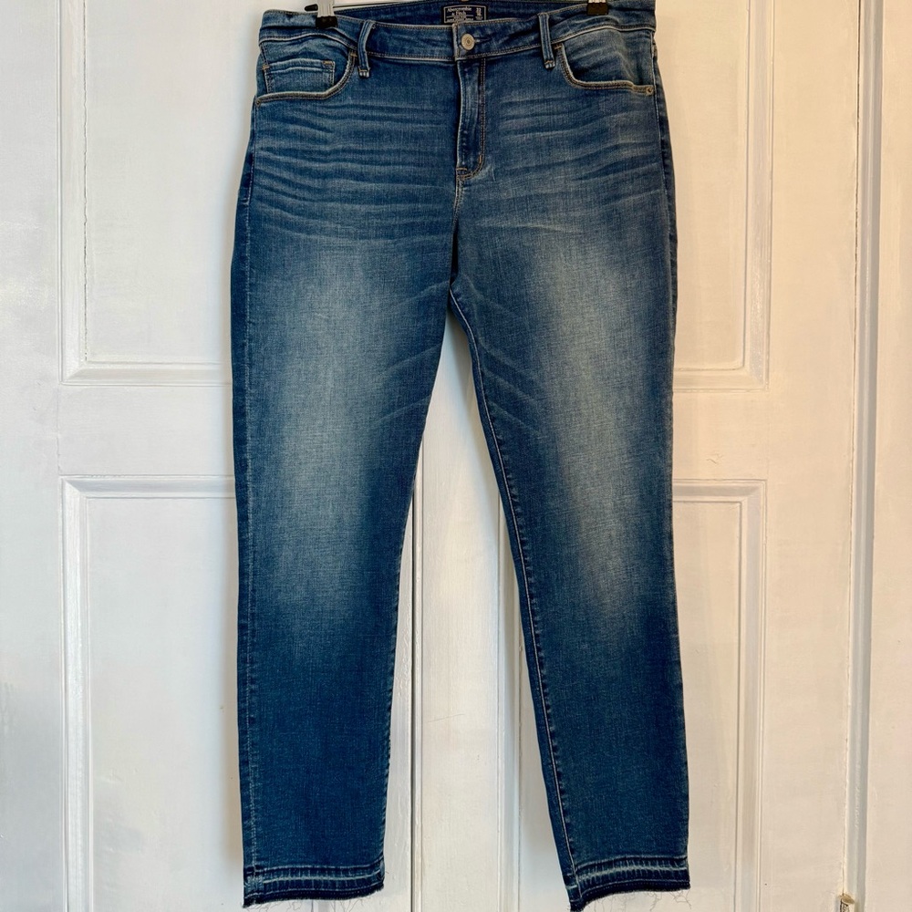 Abercrombie & Fitch High Rise Super Skinny Ankle Jeans - 16 Long